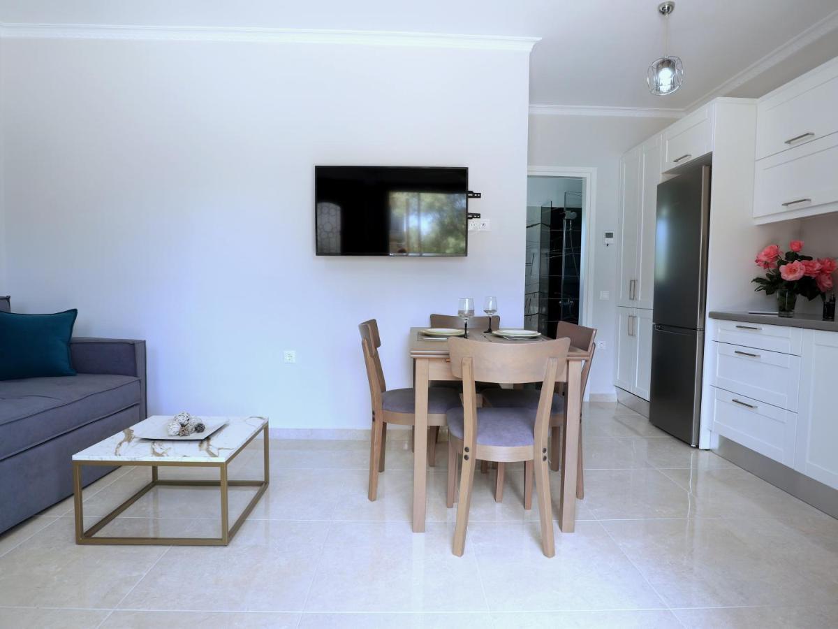 Frezia Apartment 2 Lefkáda Dış mekan fotoğraf